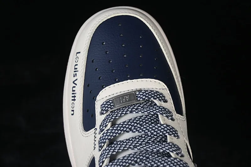 All categories Nk Air Force 1 Air Force series Nk Air Force 1 Low Air Force low-top Nike Air Force 1'07 Low joint blue and red stitching Air Force 1 low-top casual sneakers JP8028-069